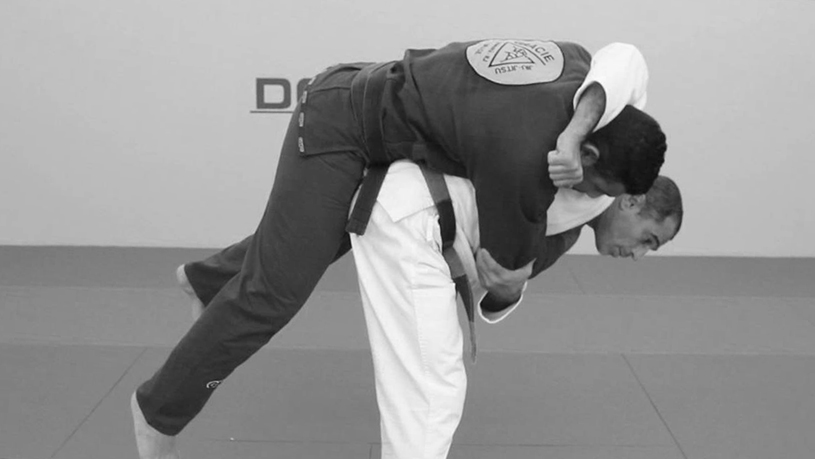 Jiu Jitsu e a Essência da Defesa Pessoal - BJJTRAINER