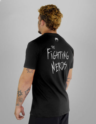 CAMISETA VENUM FIGHTING NERDS