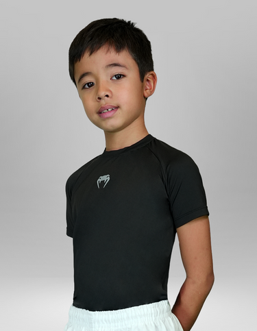RASHGUARD COMBAT BASIC KIDS - MANGA CURTA