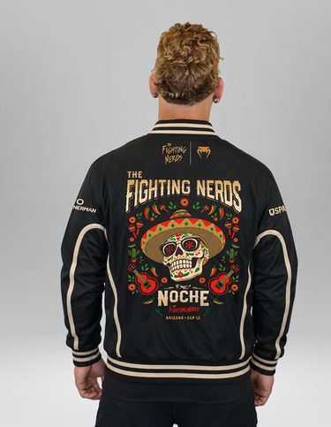 JAQUETA VENUM FIGHTING NERDS NOCHE