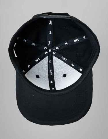 BONÉ UFC VENUM STRAIGHT FRAME REPLICA FIGHT NIGHT UNISEX WALKOUT HAT BLACK