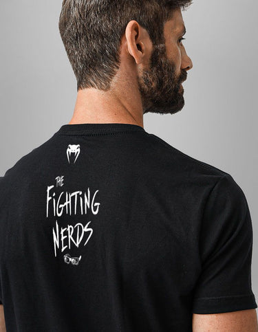 CAMISETA VENUM FIGHTING NERDS NOVA YORK