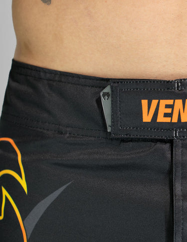 FIGHTSHORT VENUM GIANT FIRE UNMATCHED EDITION