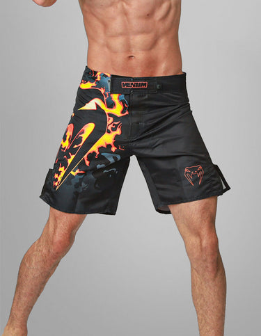 FIGHTSHORT VENUM GIANT TRAINING FIRE LOGO