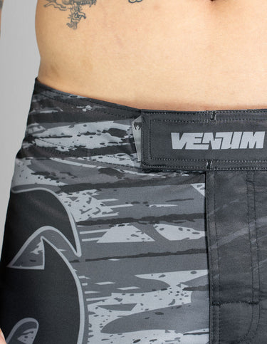 FIGHTSHORT VENUM GIANT CLASSIC IMPACT