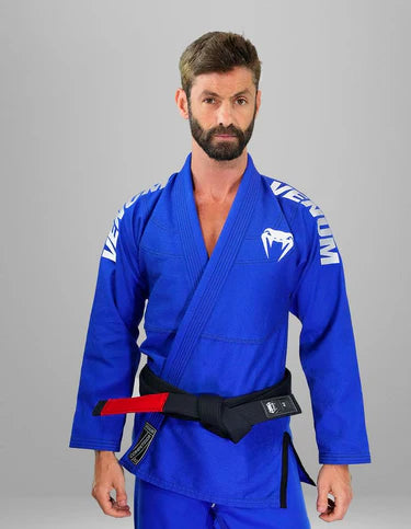 Combo Venum BJJ NAVY - Kimono Competidor + Rash Manga Curta por 699,00