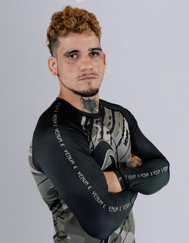 RASHGUARD VENUM GIANT CLASSIC IMPACT MILITARY - MANGA LONGA